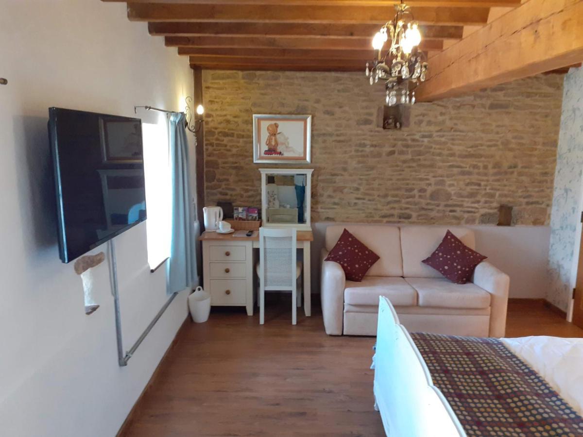 The Byre North End Farm Bed & Breakfast Ashton Keynes Eksteriør bilde